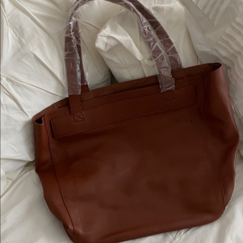 BP Cognac tote